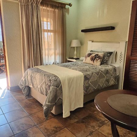 Goodnight Guest Lodge Johannesburg Exteriör bild